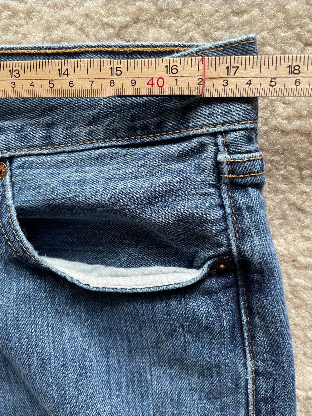 Levi's 501 Men's Dark‎ Blue Relaxed Straight Jeans Size 35x30 - Picture 4 of 13